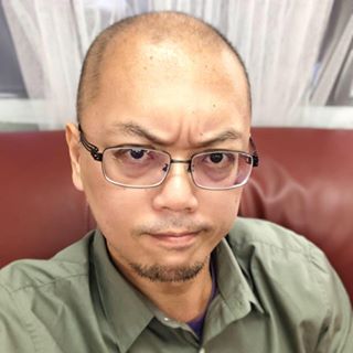 Profile Picture of James Jiang (@jamesthrone) on Facebook