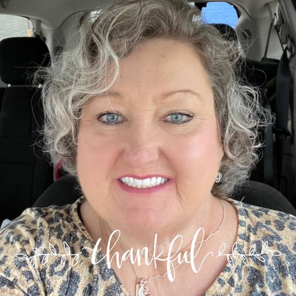 Profile Picture of Kimberly Blanton (@kentuckykim) on Poshmark