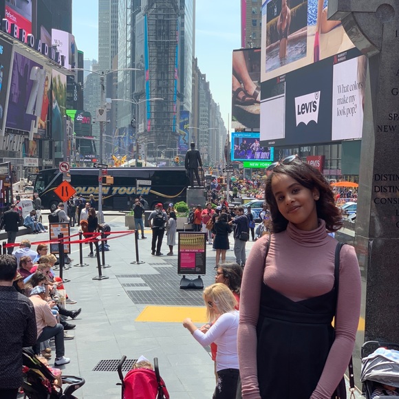 Profile Picture of Amira Galib (@amirag428) on Poshmark