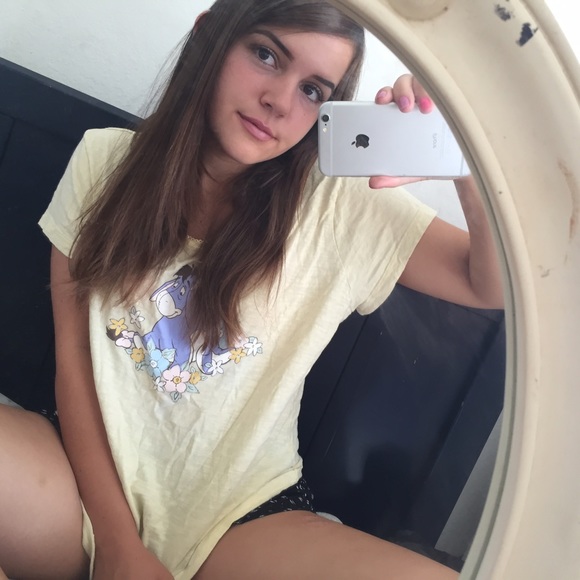 Profile Picture of Raya Ott (@ottraya) on Poshmark