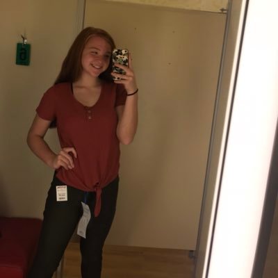 Profile Picture of Libby Gross (@libbygross10) on Twitter