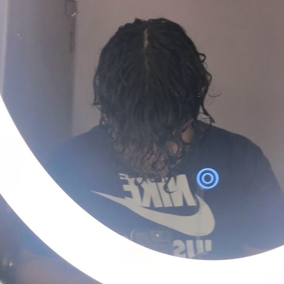 Profile Picture of Jason Bonilla (@wrdjason) on Poshmark