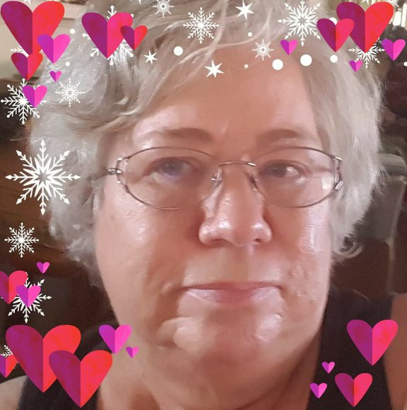 Profile Picture of Judy Auernheimer (@judyau0215) on Poshmark