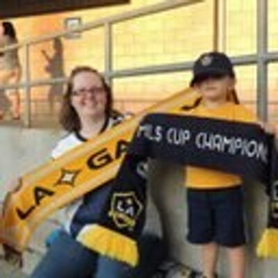 Profile Picture of Cheryl Burns (@Bulldog82080) on Twitter
