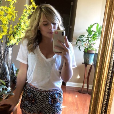 Profile Picture of Hannah (@Hannahshay3) on Twitter