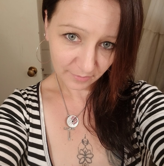 Profile Picture of Christina Clark-simpson (@ykitty80) on Poshmark