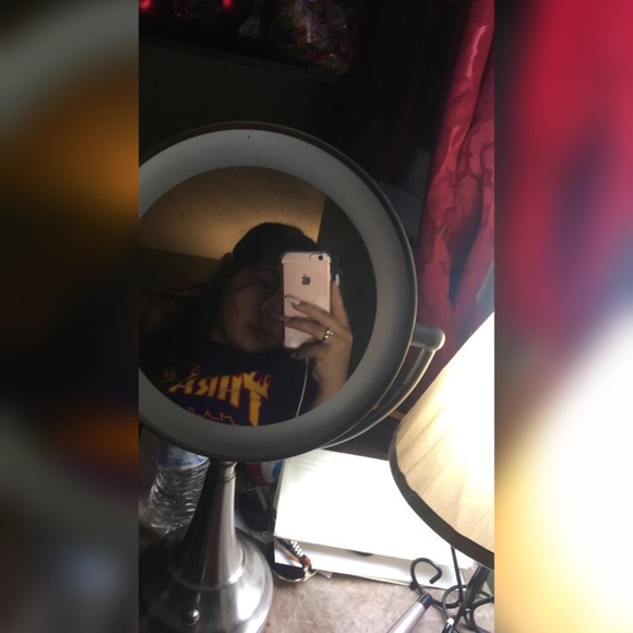 Profile Picture of Cristal Silva (@cristalsilva01) on Poshmark