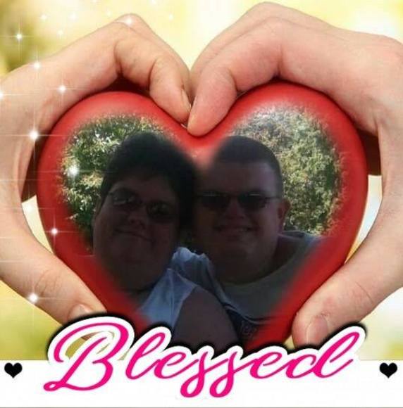 Profile Picture of April dawn Larue (@calarue) on Poshmark