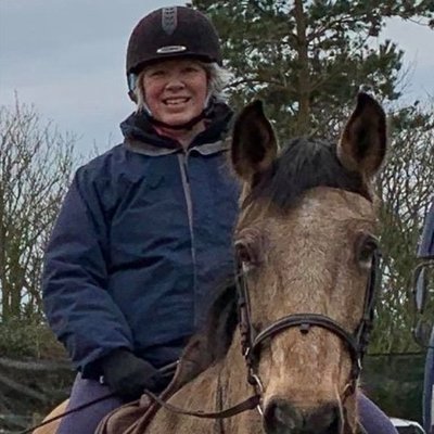 Profile Picture of Louise Prentice (@louisprentice) on Twitter