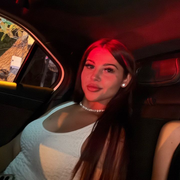 Profile Picture of LORI (@contsters7l) on Tiktok