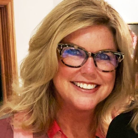 Profile Picture of Mary-kay Tilden (@mktilden1) on Poshmark