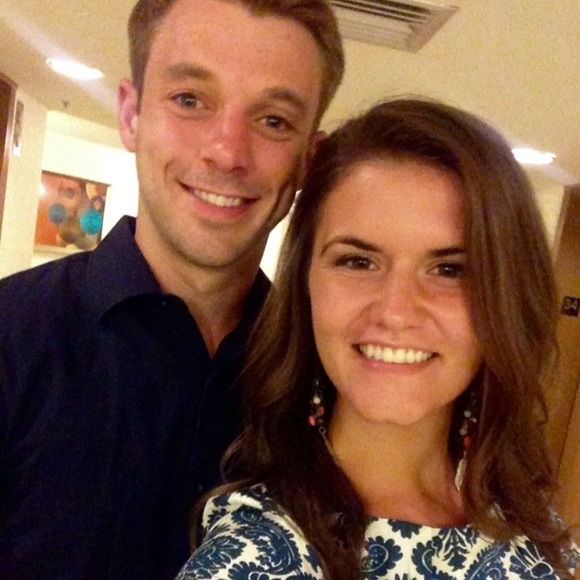 Profile Picture of Sarah Karlen (@sarahekarlen) on Poshmark