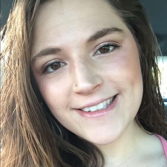 Profile Picture of Megan Himmler (@himmlermegan) on Poshmark