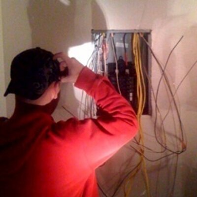 Profile Picture of Chris Chidester (@LASolarPro) on Twitter
