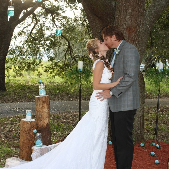 Profile Picture of Brittany Barbieri (@brittbarbieri) on Poshmark