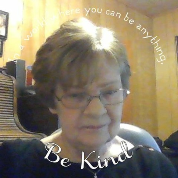 Profile Picture of Corine Pajak (@corinepajak) on Poshmark