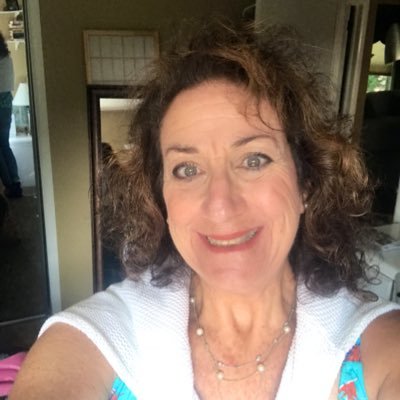 Profile Picture of Cheryl Sanders (@DressedbyCheryl) on Twitter