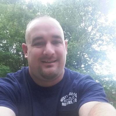 Profile Picture of Timothy Perrigo Bedore (@BedoreTimothy) on Twitter