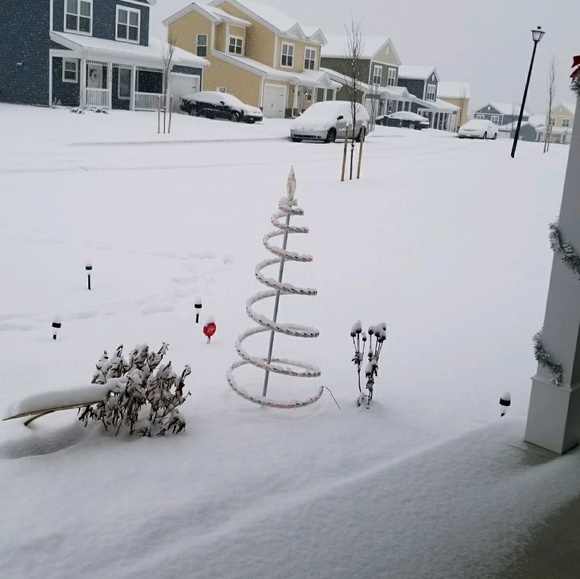 Profile Picture of Yolanda Ausby (@yolandaausby) on Poshmark