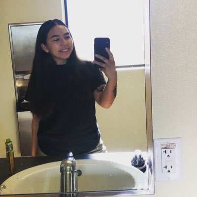 Profile Picture of Ashley Guillen  🤘🏼 (@AshleyGuillen53) on Twitter