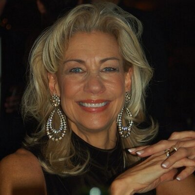 Profile Picture of Anne Friday (@@annabellefriday) on Twitter