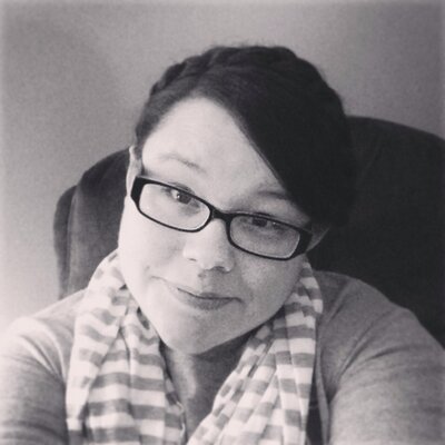 Profile Picture of Leslie Booth (@WeiWeiChow1) on Twitter