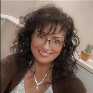 Profile Picture of Dawn Albright Brownfield (@brownfield.dawn) on Instagram