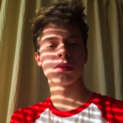 Profile Picture of Noah Quinn (@noahquinn20) on Twitter