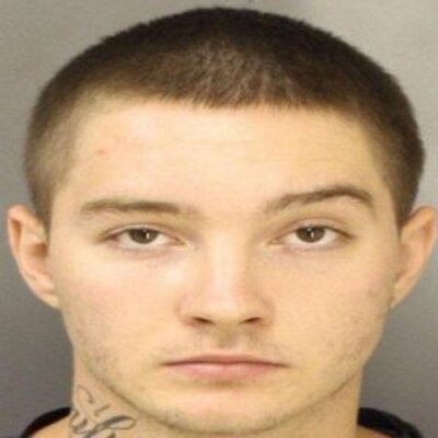 Profile Picture of Christopher Hargrove (@hortzeaunken04) on Twitter