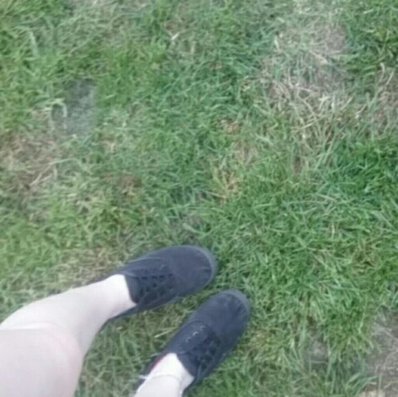 Profile Picture of Liz Arjona (@liz1133) on Poshmark