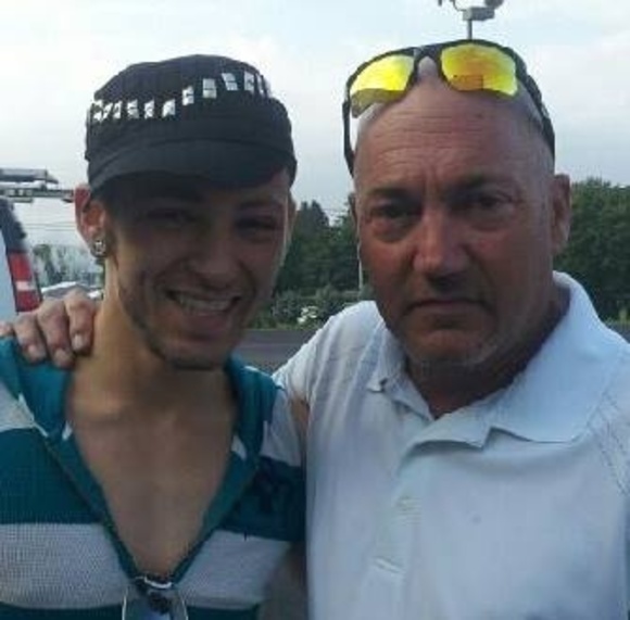 Profile Picture of Andrew Pielmeier (@ta2andy) on Poshmark