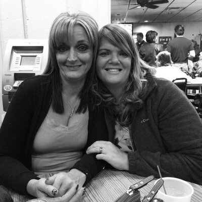 Profile Picture of Cindy Hallowell (@_cindysue_) on Twitter