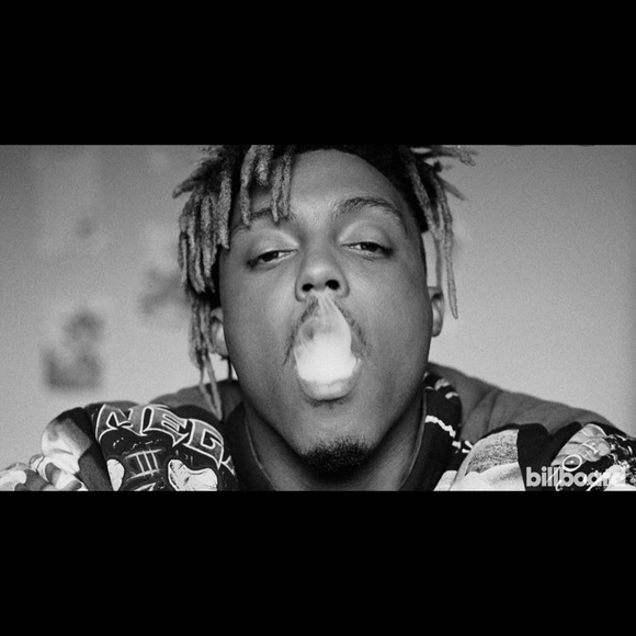 Profile Picture of Julian Suarez (@juliansuarez795) on Poshmark