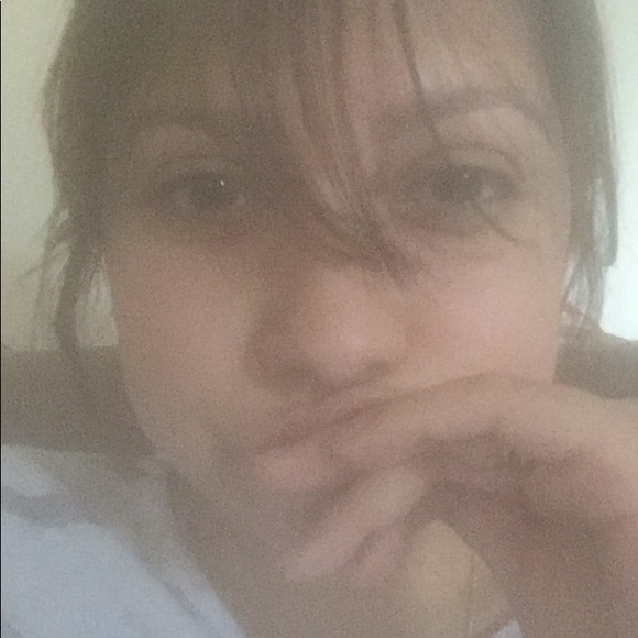 Profile Picture of Juana Ruiz-nguyen (@jitnguyen10) on Poshmark