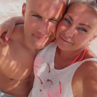Profile Picture of Joanne Roberts (@joanne.roberts) on Instagram