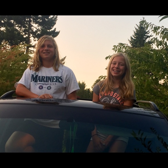 Profile Picture of Risa Foster (@risafoster) on Poshmark