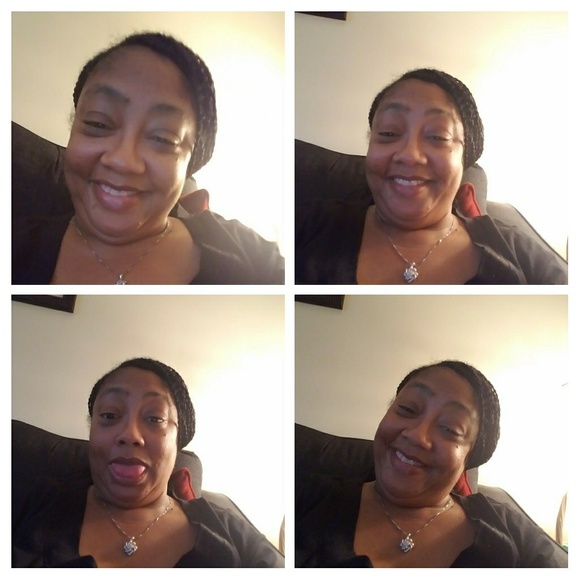 Profile Picture of Patrina Holmes (@trinaeware) on Poshmark
