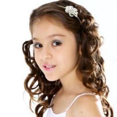 Profile Picture of Júlia Marchetti (@JliaMarchetti) on Twitter
