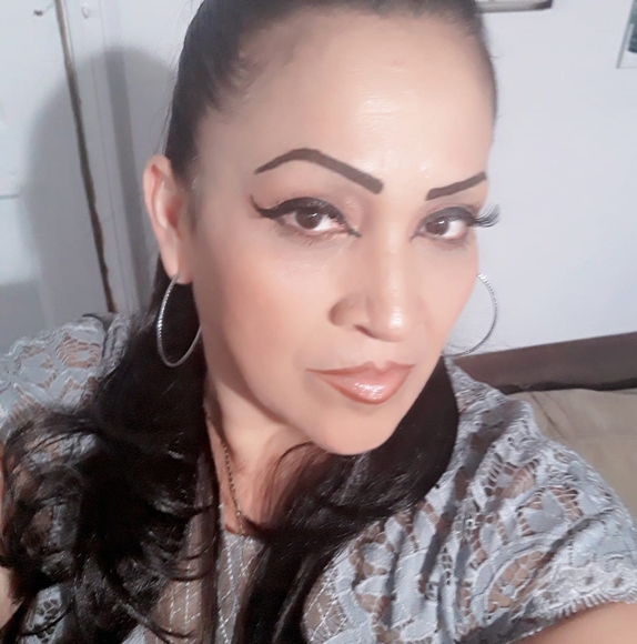 Profile Picture of Miranda Reyna (@mirandareyna43) on Poshmark