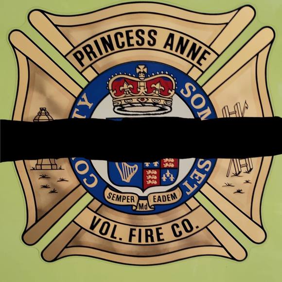 Profile Picture of Isaiah Wallace (@iawallace052) on Poshmark