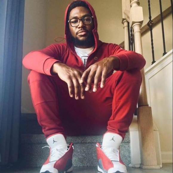 Profile Picture of Jihad Sav (@bikes42p) on Poshmark