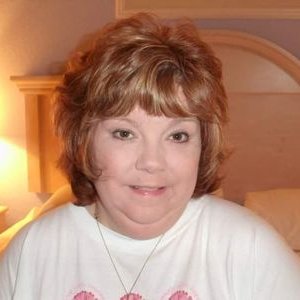 Profile Picture of Suzanne Stevens (@Suzanne66727269) on Twitter