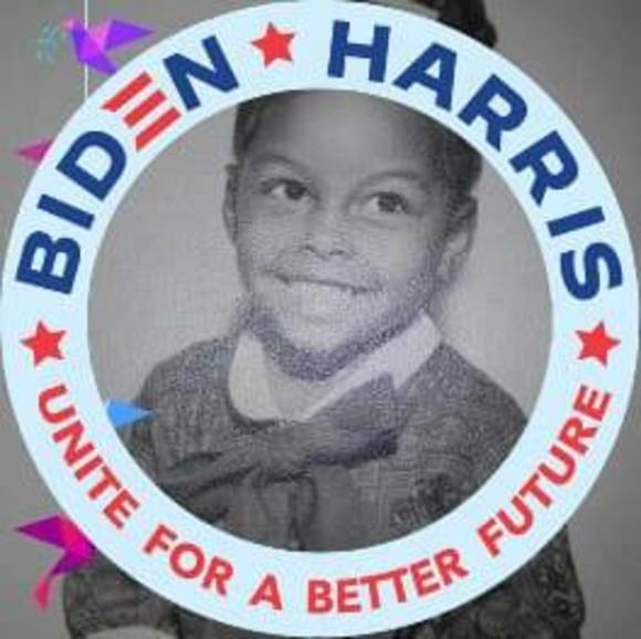 Profile Picture of Cherin Thompson (@tcherin53) on Poshmark