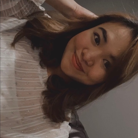 Profile Picture of Janelle Napiza (@jannynpz) on Poshmark