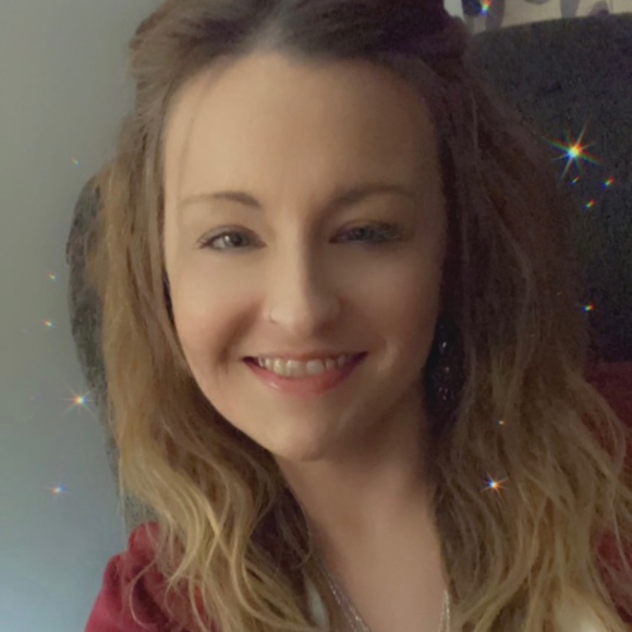 Profile Picture of Cyrilla Dunn (@cyrilla_dunn) on Poshmark