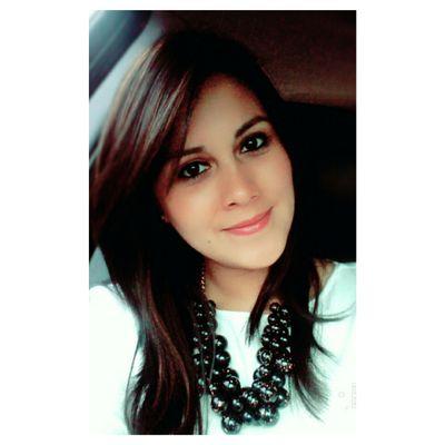 Profile Picture of Diana C. Galvez (@dianagalvezz) on Twitter