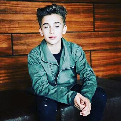 Profile Picture of Andrew Michelson (@AndrewMichelso3) on Twitter
