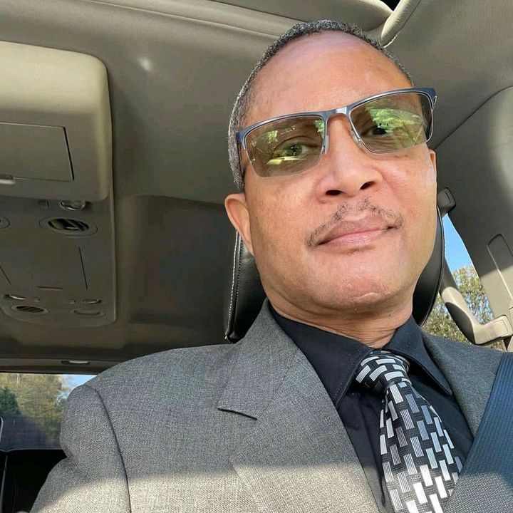 Profile Picture of Robert Rodgers (@robertrodger29) on Tiktok