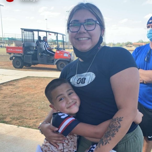 Profile Picture of Gabriella Buentello (@g_buentello) on Poshmark