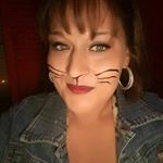 Profile Picture of Rebecca Lee Graves (@dixiedelight1981) on Instagram